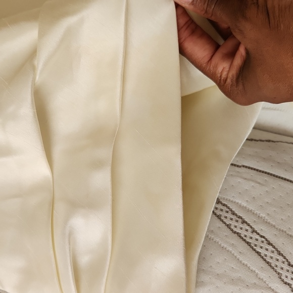 HOUSE OF CB 'Golda' Black Satin Dress - Picture 7 of 9